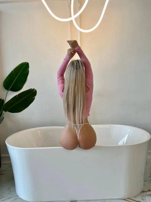 a19f830b-b92b-432c-b18c-584a6f5f0c07.jpg